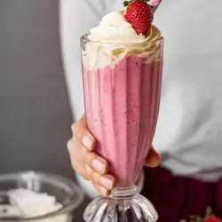 Strawberry & Vanilla Milkshake