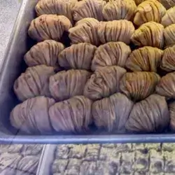 Baklava With Pistachio And Kurdish Fat