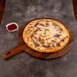 Smoked Meat Shawarma Pizza
