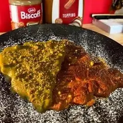 Smashed Pistachio Croissant