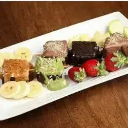 Brownies With Fruit