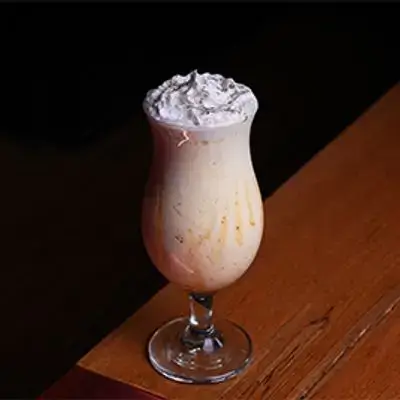 Sweet And Spicy Mango Milkshake