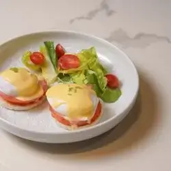 Eggs Benedict