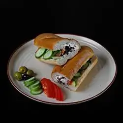 Labneh Sandwich