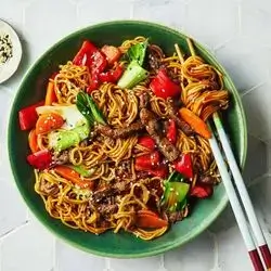 Spicy Fried Beef Noodles