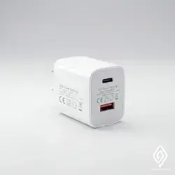 power chartger 20w type-c and usb-a