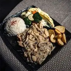 Chicken Stroganoff Meal