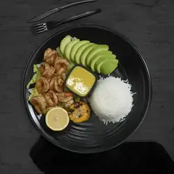 Shrimp With Rice (425 Cal | P:28G)