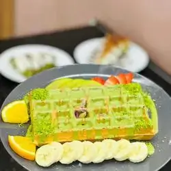 Pistachio Waffle