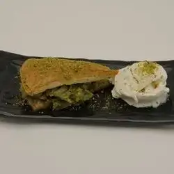 Baklava With Halwa
