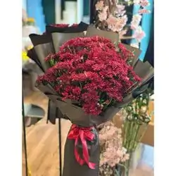 Red flowers bouquet