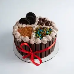 KitKat Cake For 6 Person