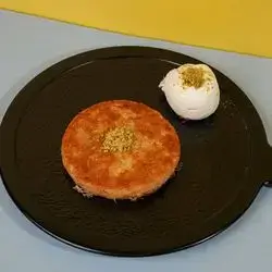Kunafa With Ice Cream