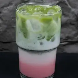 Strawberry Ice Matcha