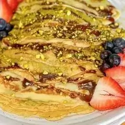 Banana, Strawberry & Pistachio Crepe