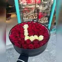 Custom Letter Everlasting Flower Gift Box