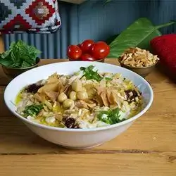 Fatteh with Oil and Nuts
