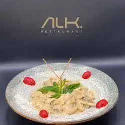 Fettuccine Alfredo
