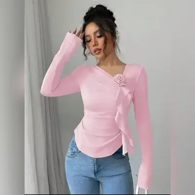 Elenzga Women's Minimalist 3D Floral Decor Long Sleeve T-Shirt - XL