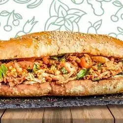 Tantuni Chicken And Yogurt In Bun