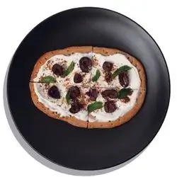 Labneh Zaatar Manoushe
