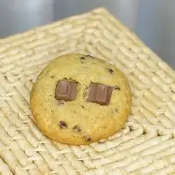 Kinder Cookies With Kinder Sauce