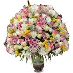Mixed Flower With Vase