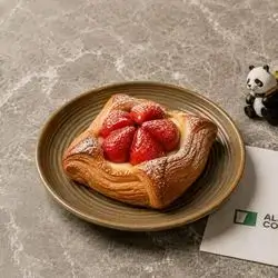 Strawbery Danish