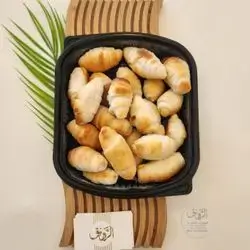  Yeast Roll Stuffed With Cheese 