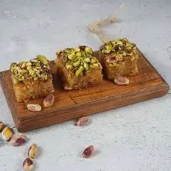 Syrian Harissa With Halabi Pistachio