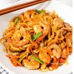 Fresh Fried Noodles With Prawn