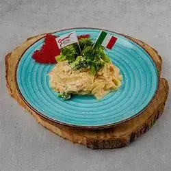 Tagliatelle Salmone E Broccoli