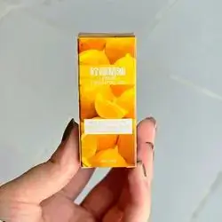 (Lemon) essential oil