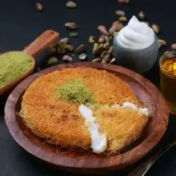 Cream Kunafa