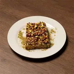 بەسبوسەی فستق