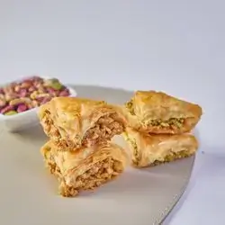 Mabruma With Cream