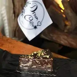 Lizzy Cake