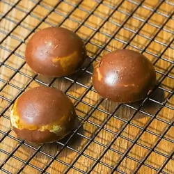 Dubai Chocolate Large Round 1 Piece
