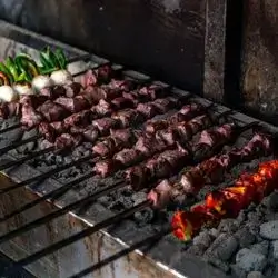 کیلۆ تکەی گۆشت