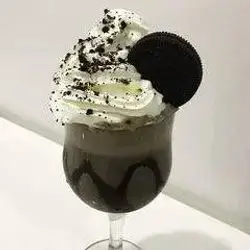 Oreo Milkshake