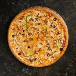 Meat And Vegetable Pizza