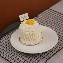 Mango And Carrot Cake
