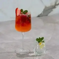 Strawberry Mojito S