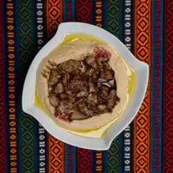Hummus With Meat