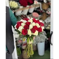 35 Rose