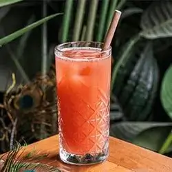 Seasonal Fresh Juice
