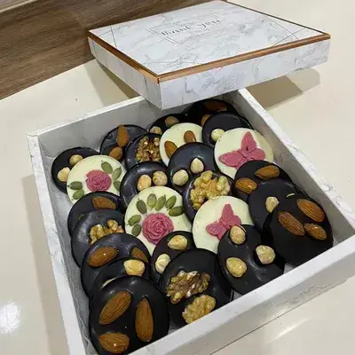 VIP Box of Chocolate With Nuts 24 Pieces