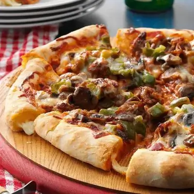 Cheese Stuffed Pizza