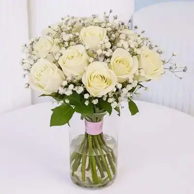 Flower Bouquet with Vase – 21 Flowers