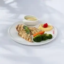 Chicken Breast With Besto Sauce